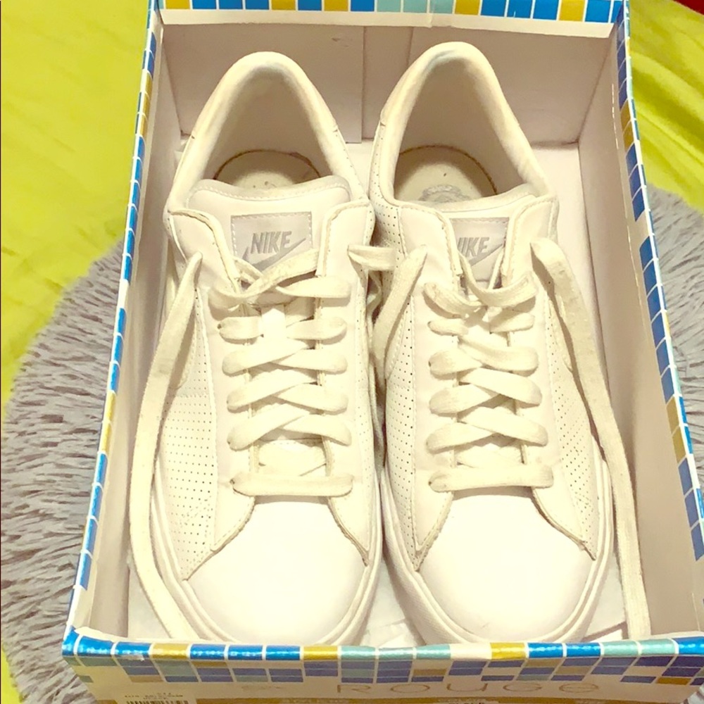 Nike shoes